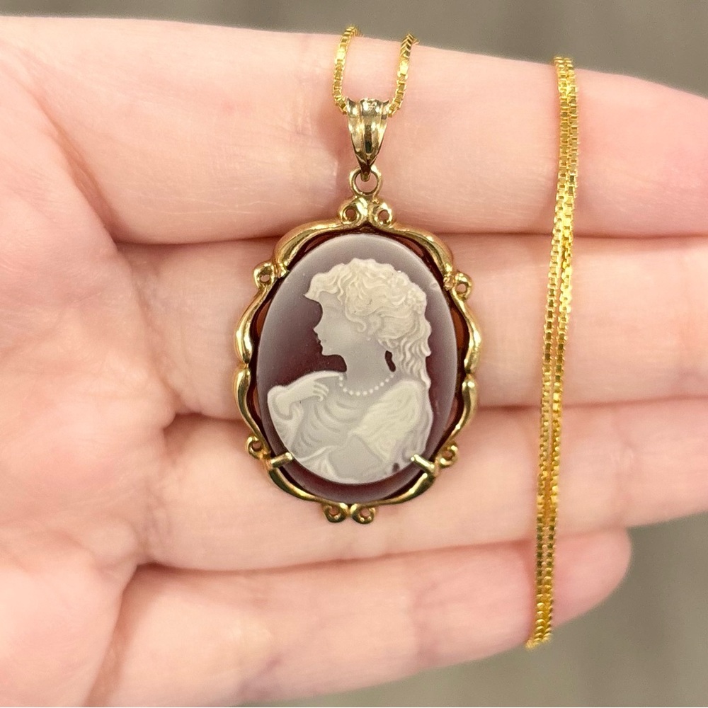 10K Large Red Agate Cameo oval vintage style yellow gold filigree pendant - Picture 6 of 10